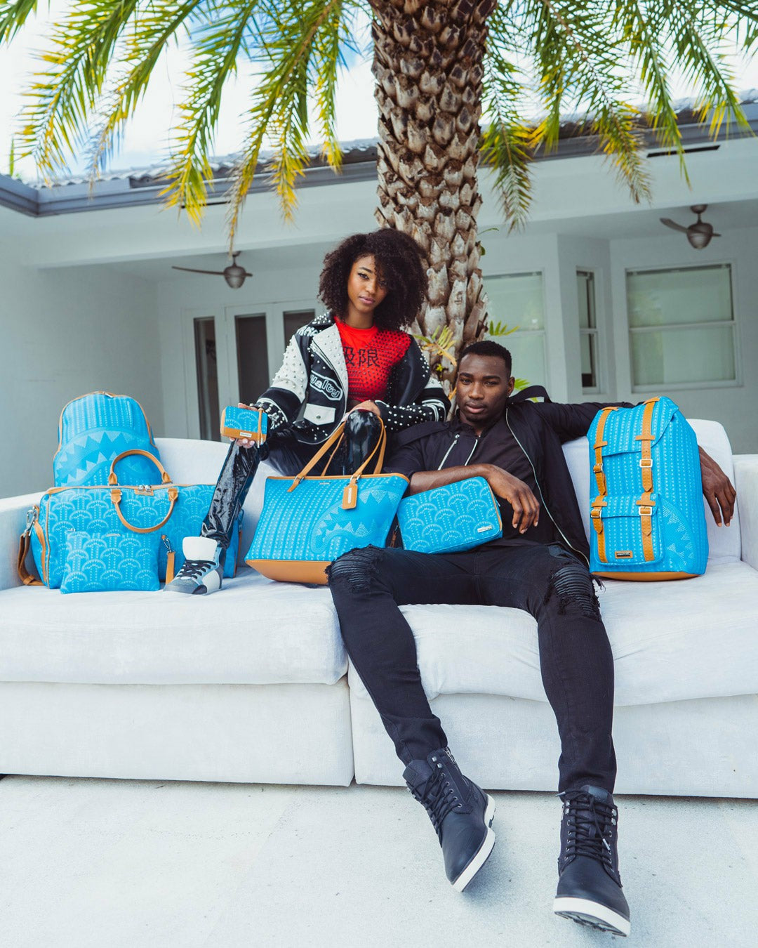 ILLUCHAINS TURQ HILLS BACKPACK