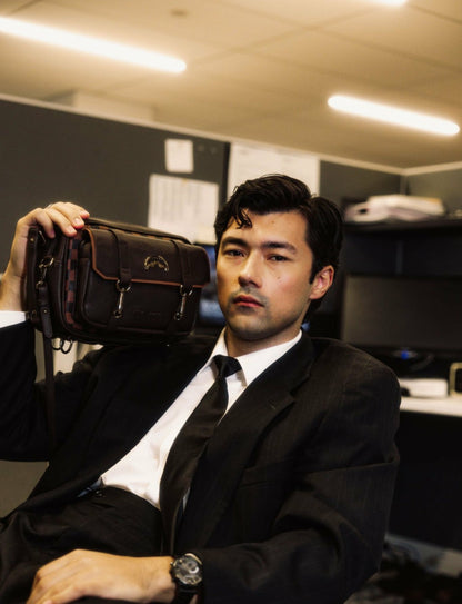 CHECKMATE ROYALE MESSENGER BRICK BAG