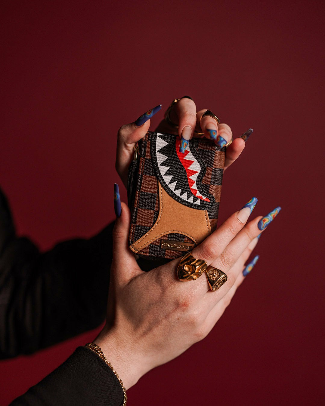 HENNYVILLE WALLET