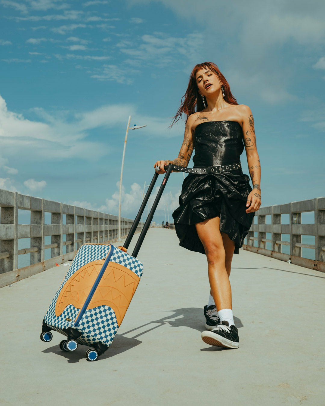 NEW SHARK YACHT CLUB IMPERIAL CARRY-ON LUGGAGE