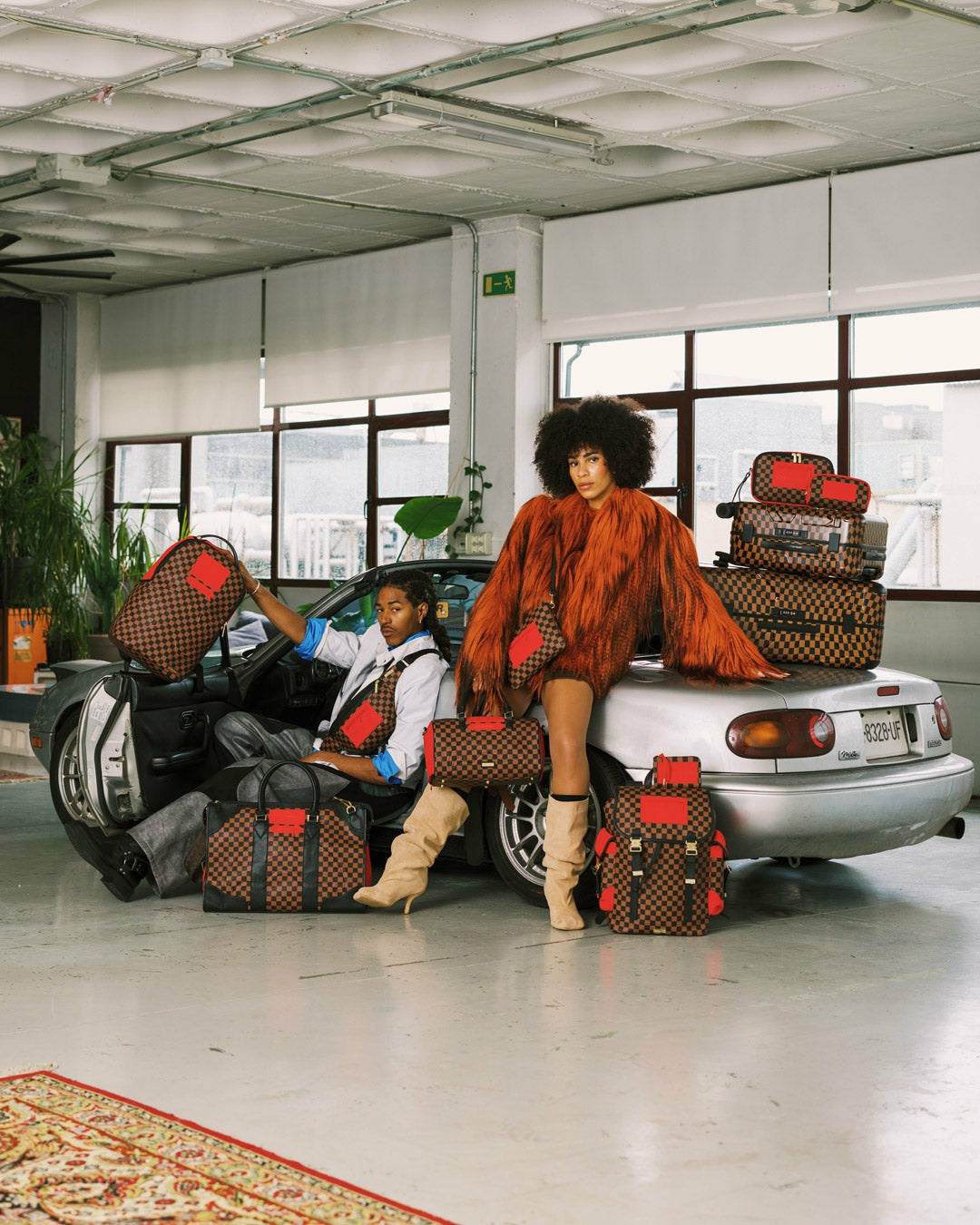 KATANA CHECK BOSS FULL-SIZE LUGGAGE