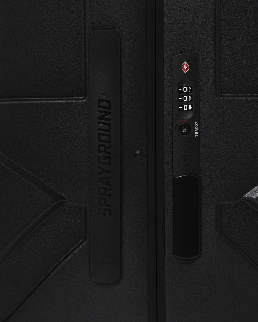 REALITY CHECK SHARKITECTURE FULL-SIZE JETBLACK LUGGAGE (GOLD HARDWARE)