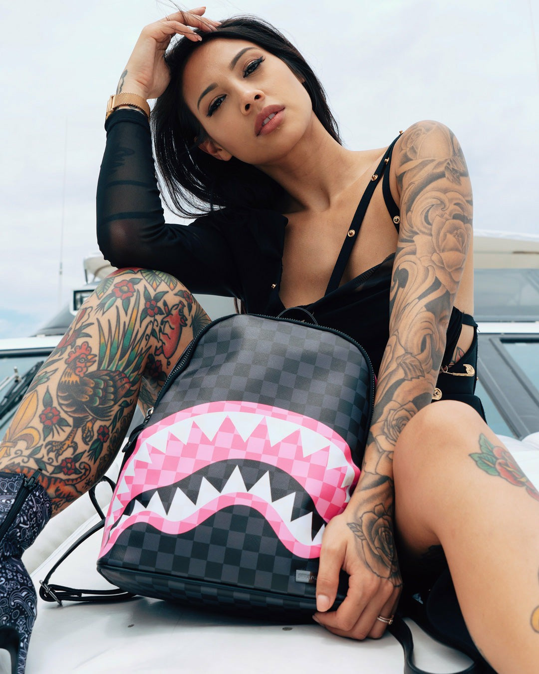 SHARKS IN CANDY SAVAGE