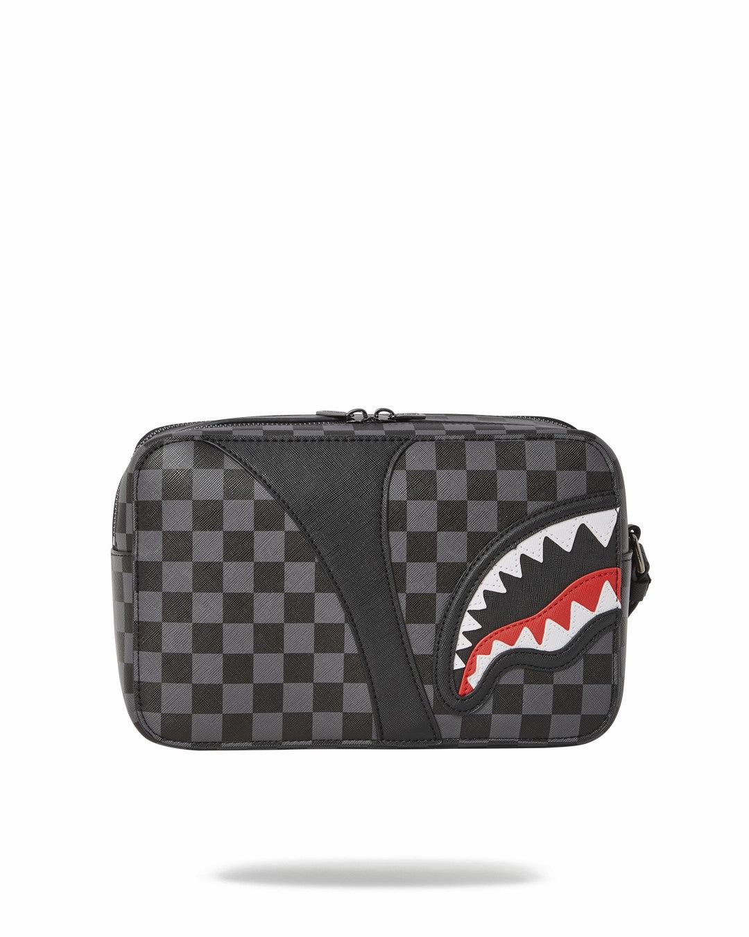 HENNY AIIR TO THE THRONE TOILETRY BAG