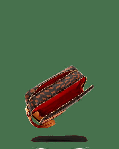 TRIPPY HENNY TOILETRY BAG