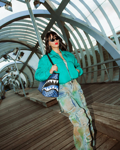 MIDNIGHT MAGIC SHARKS IN PARIS TOTE