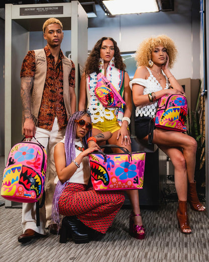 PSYCHEDELIC VOYAGE SAVVY CROSSBODY