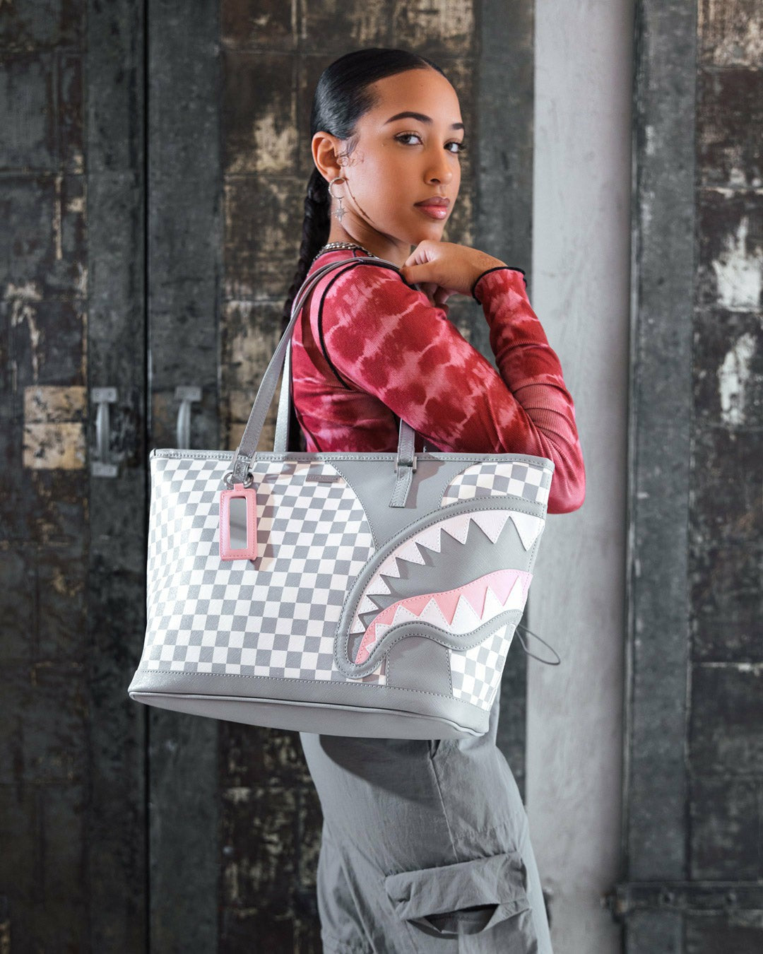 AIR TO THE THRONE JETSET TOTE