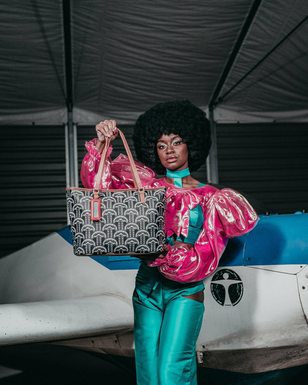 ILLUCHAINS TOTE