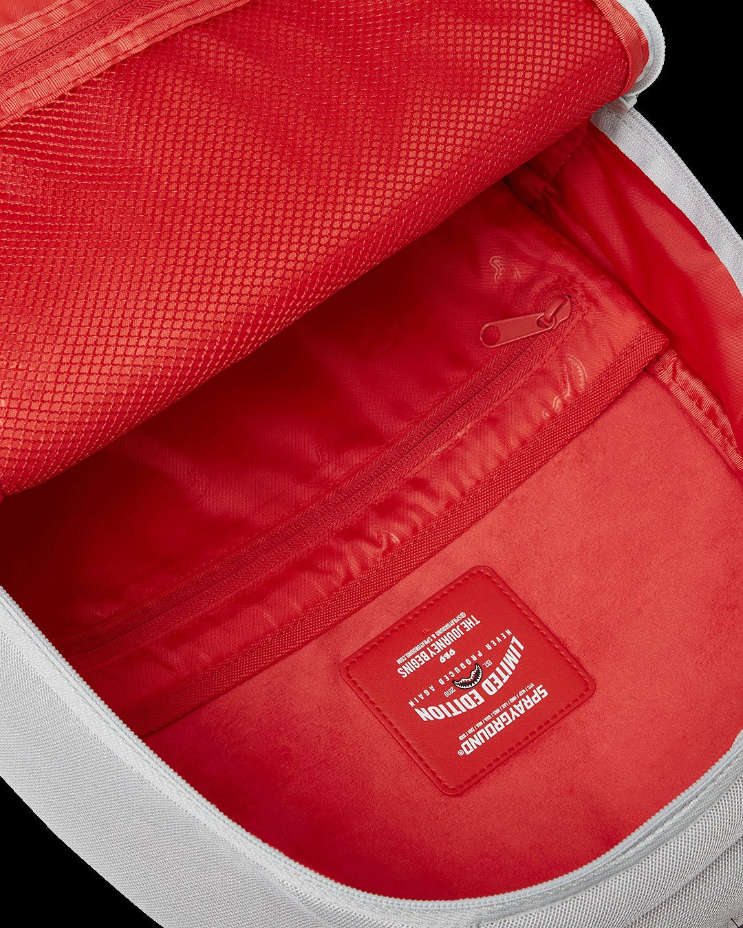 SHARK CENTRAL ICE MESH BACKPACK