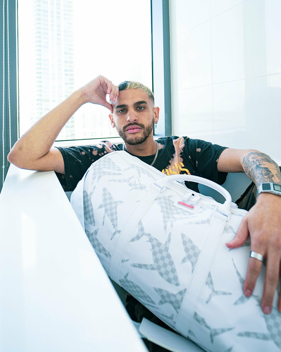 SHARK CHECK (WHITE) DUFFLE