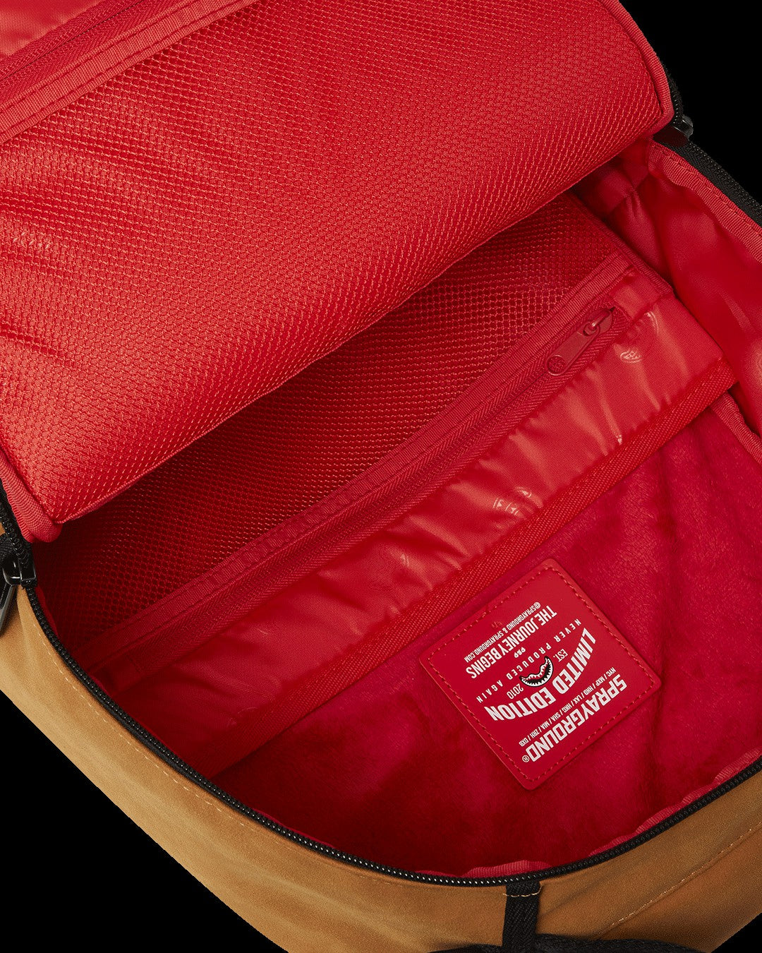 SHARK CENTRAL INTERIOR DLX BACKPACK